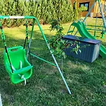 Wczasy Mazurskie - Caloroczny Bez Mazury 別荘 *