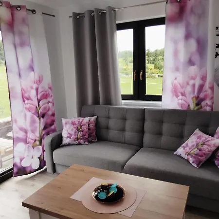 Holiday home Wczasy Mazurskie - Caloroczny Bez Mazury Moldzie