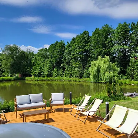 Wczasy Mazurskie - Caloroczny Bez Mazury